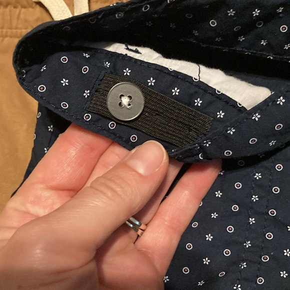 Joe 2 pair of shorts. One casual and one dressy. Both size 7/8 - Picture 6 of 7